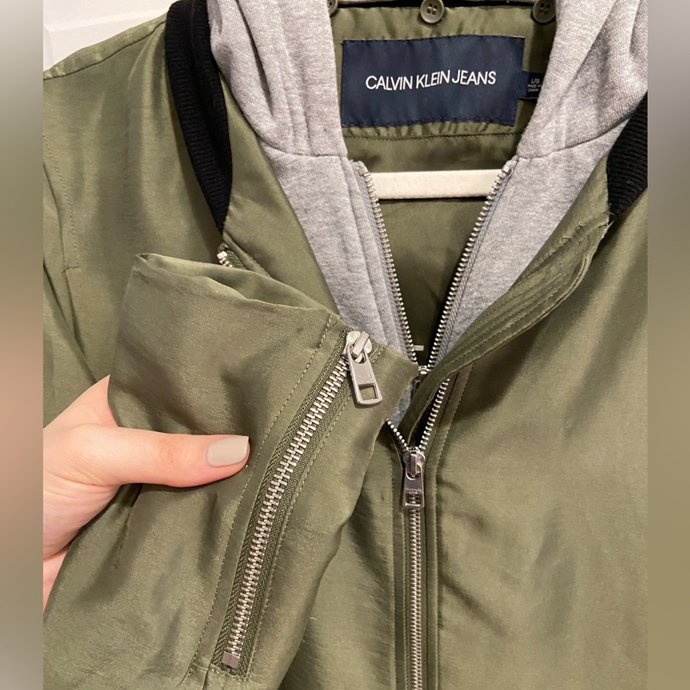 Calvin Klein Layered Jeans Jacket 🫒 - Picture 3 of 11